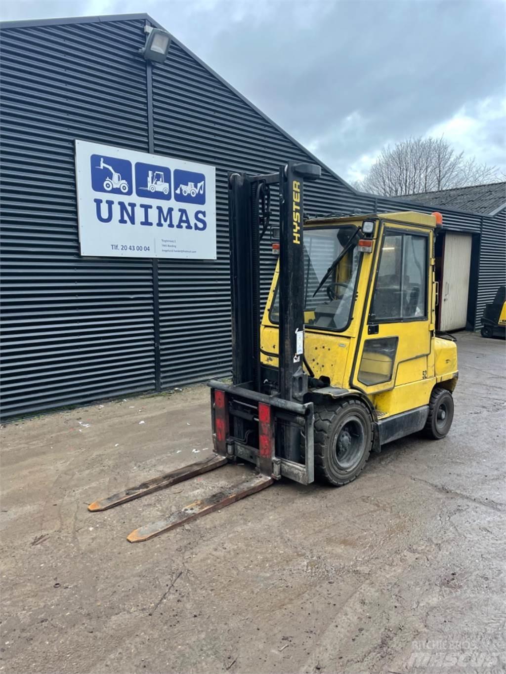 Hyster H2.50XL Камиони с АГУ