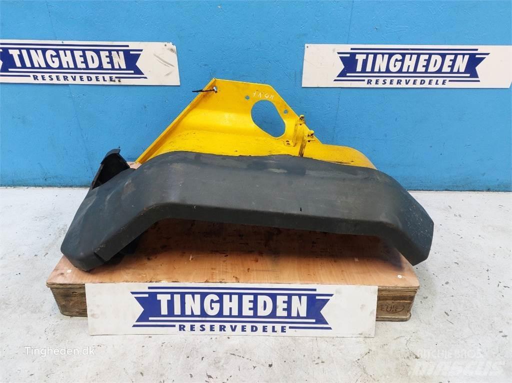 JCB 427 HL Пресяващи кофи
