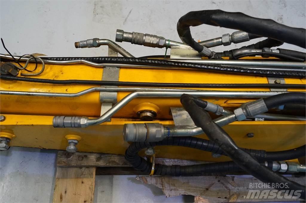 JCB 4CX Части и оборудване за кранове
