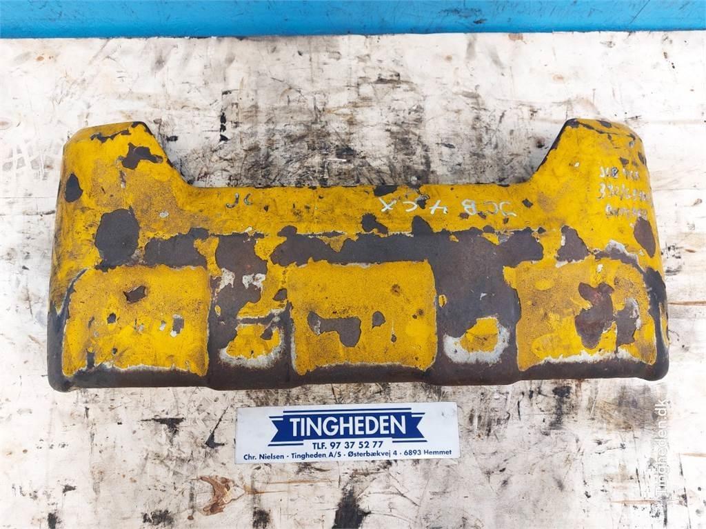 JCB 4CX Пресяващи кофи
