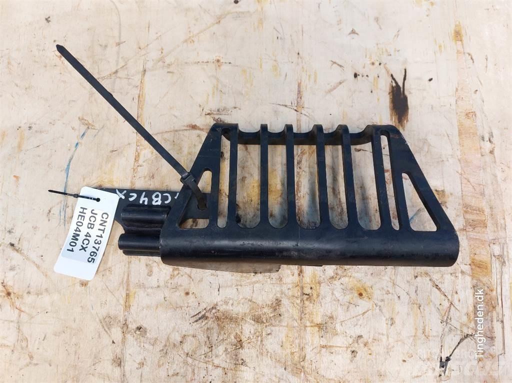 JCB 4CX Пресяващи кофи
