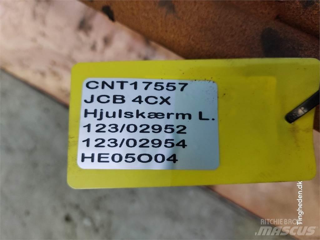 JCB 4CX Пресяващи кофи
