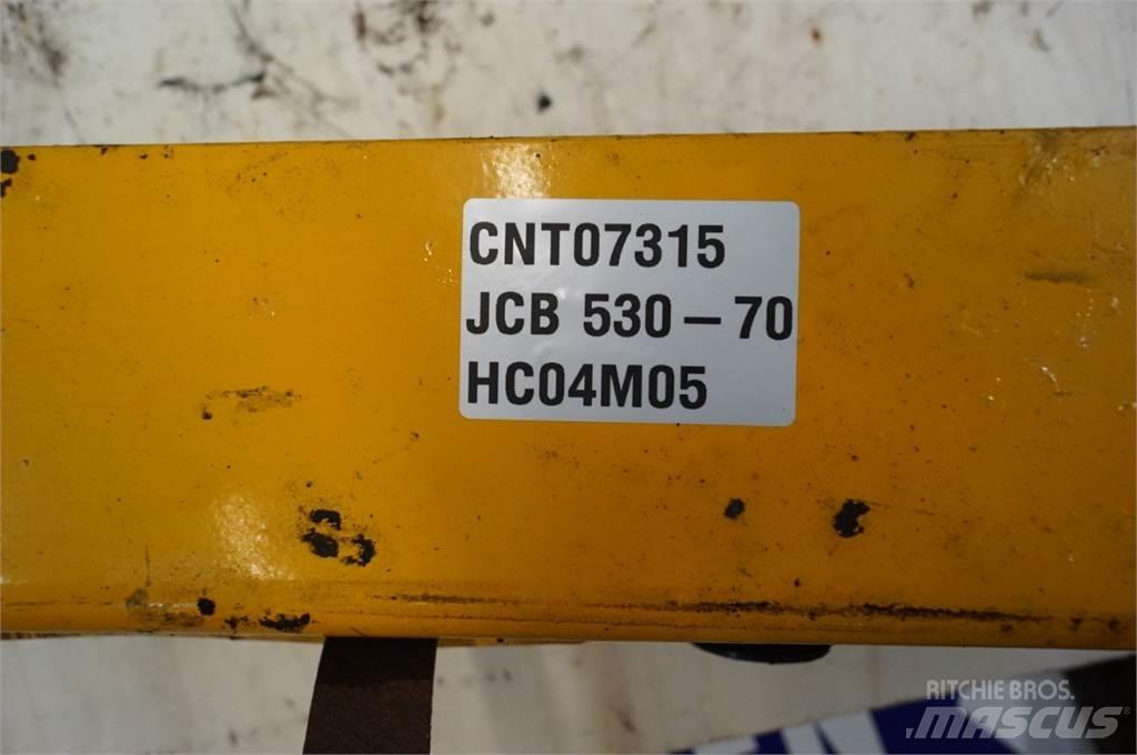 JCB 530/70 Пресяващи кофи
