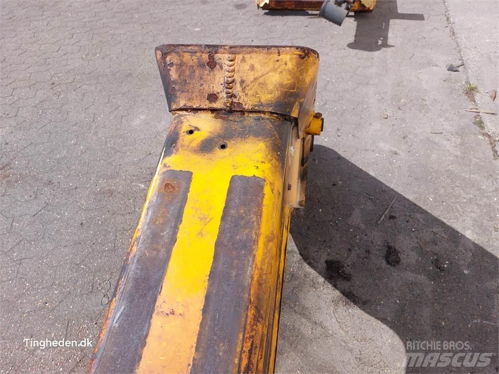 JCB 531-70 Стрели и рамена
