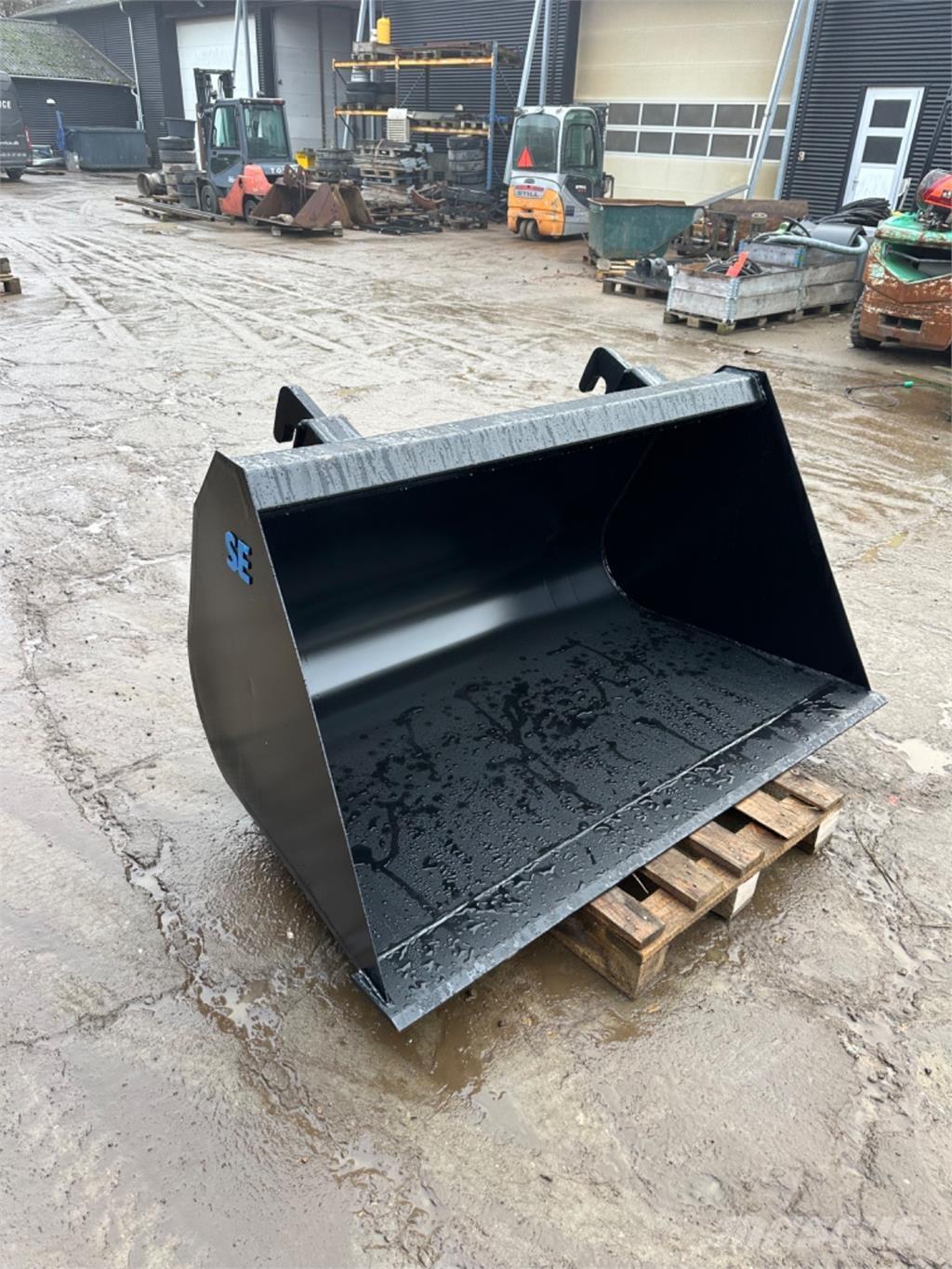 JCB Jordskovl Кофи