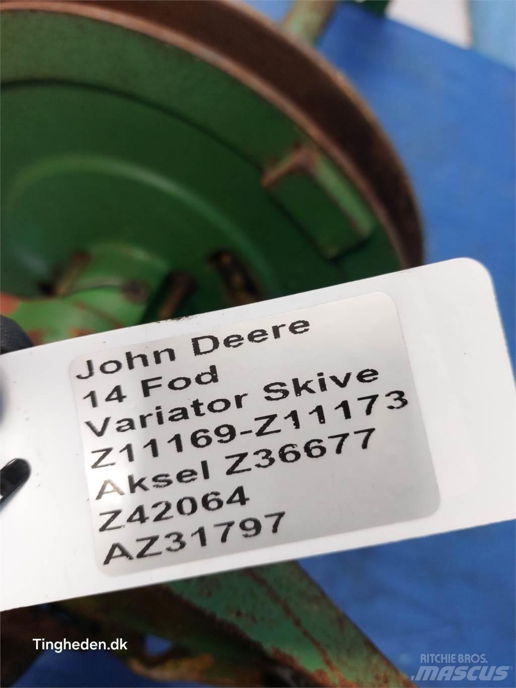 John Deere 1000 Аксесоари  за комбайни