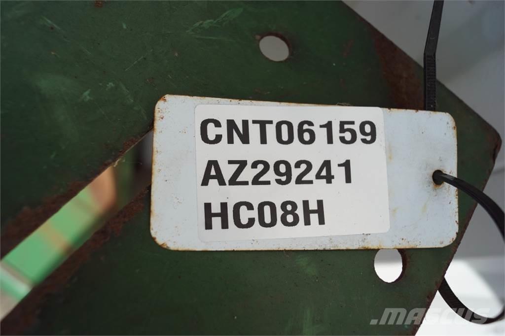 John Deere 1042 Разстилачки на пясък и сол