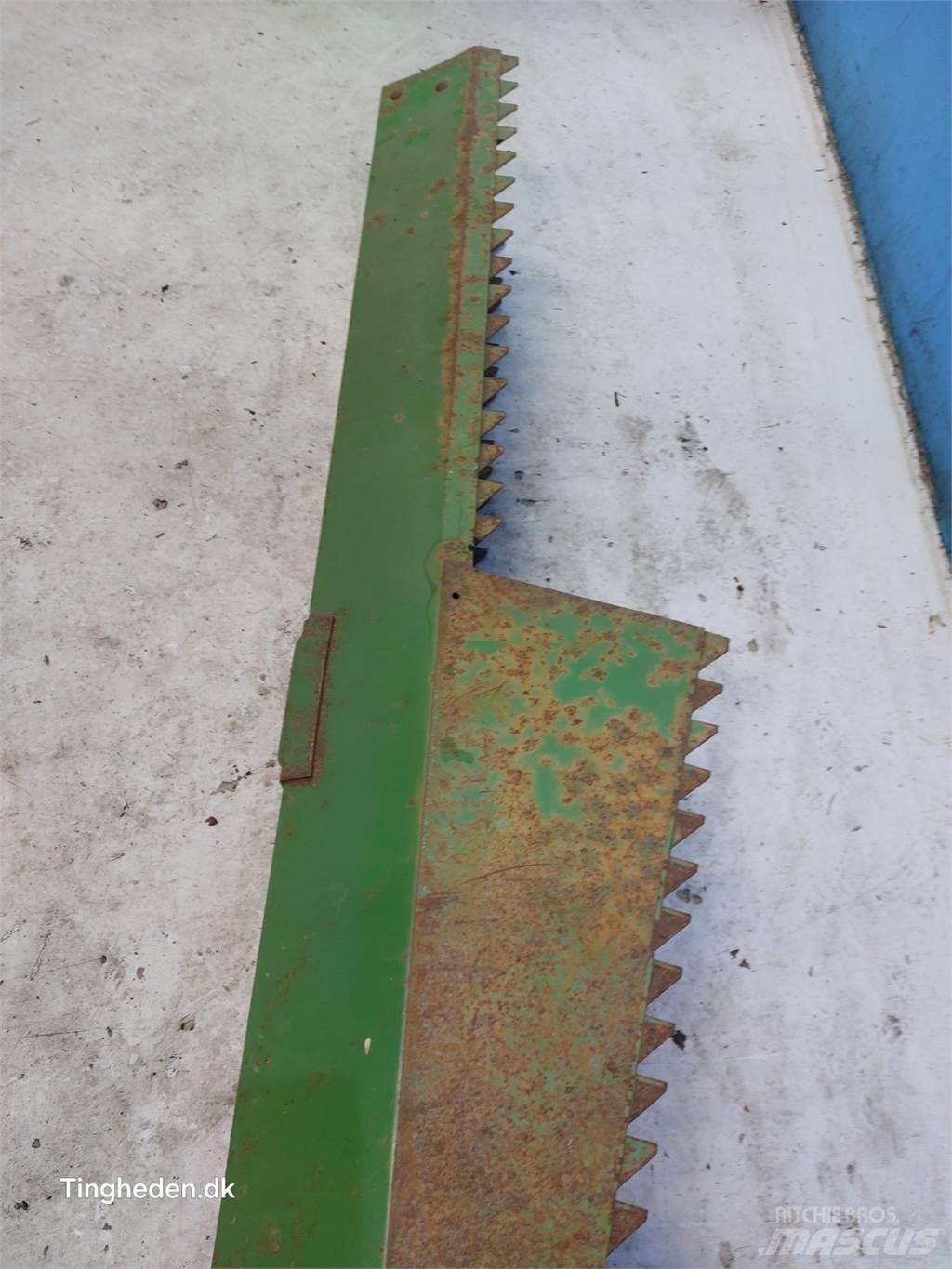 John Deere 1042 Аксесоари  за комбайни