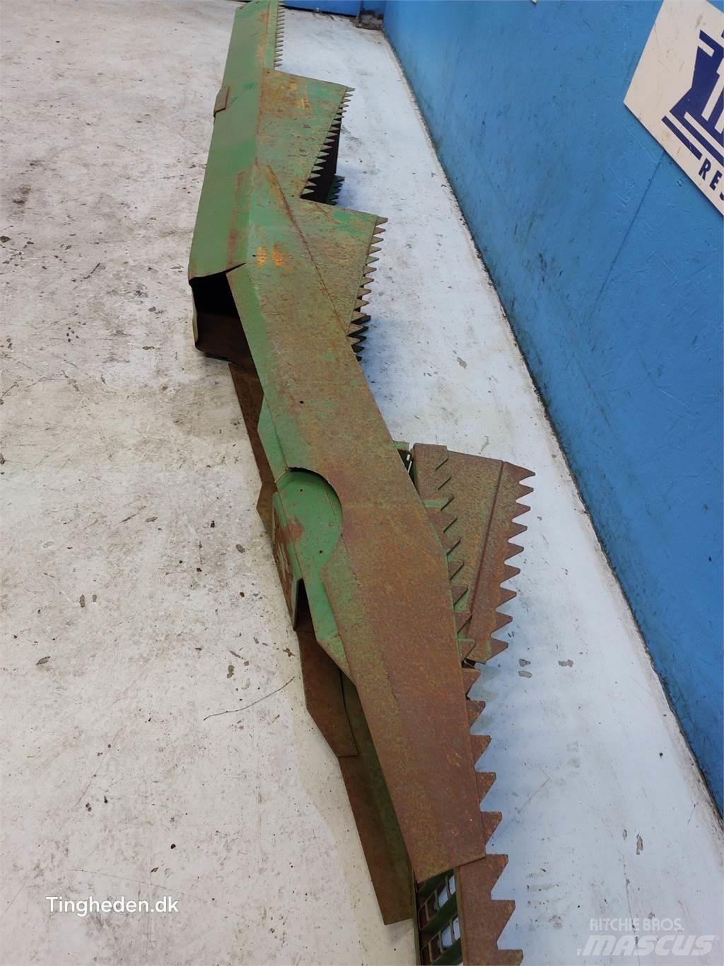 John Deere 1042 Аксесоари  за комбайни