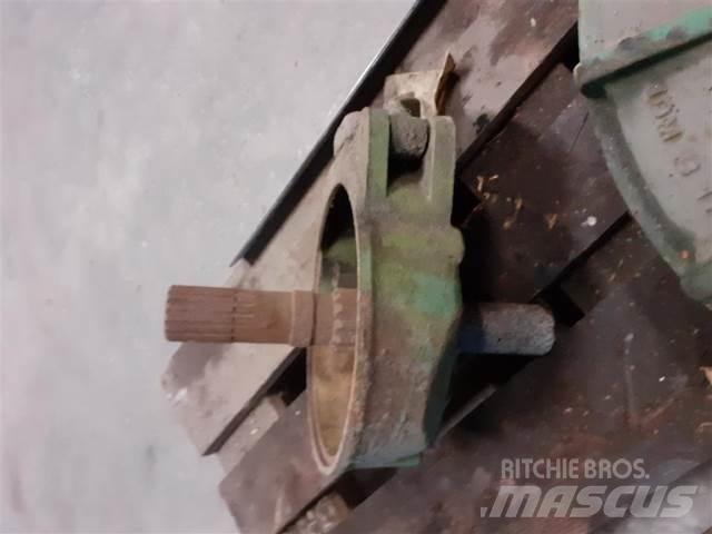 John Deere 1065 Аксесоари  за комбайни