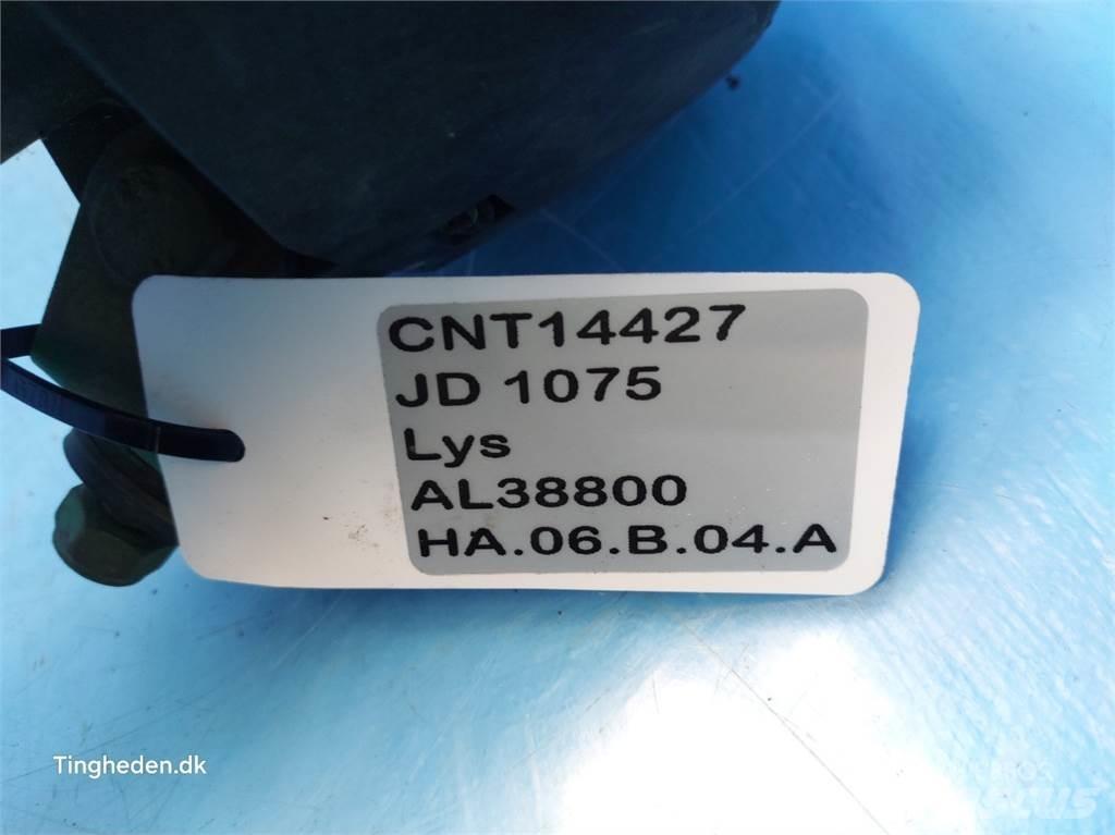 John Deere 1075 Електроники