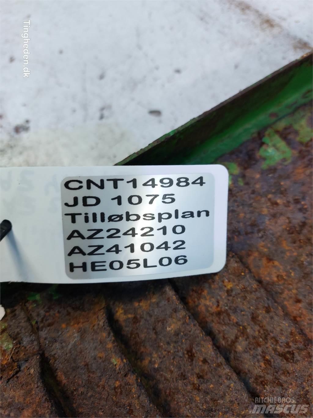 John Deere 1075 Разстилачки на пясък и сол