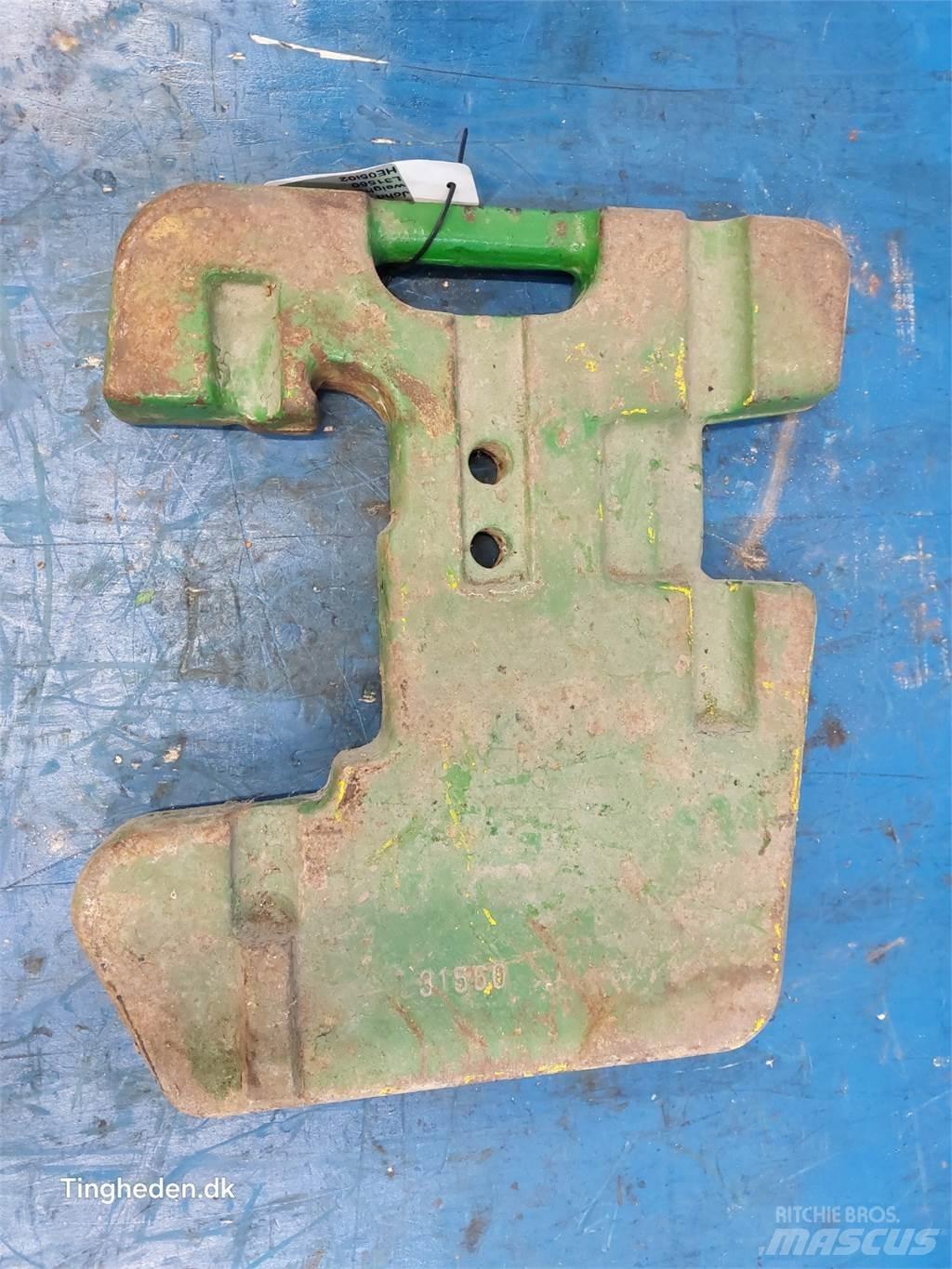 John Deere 1120 Предни тежести
