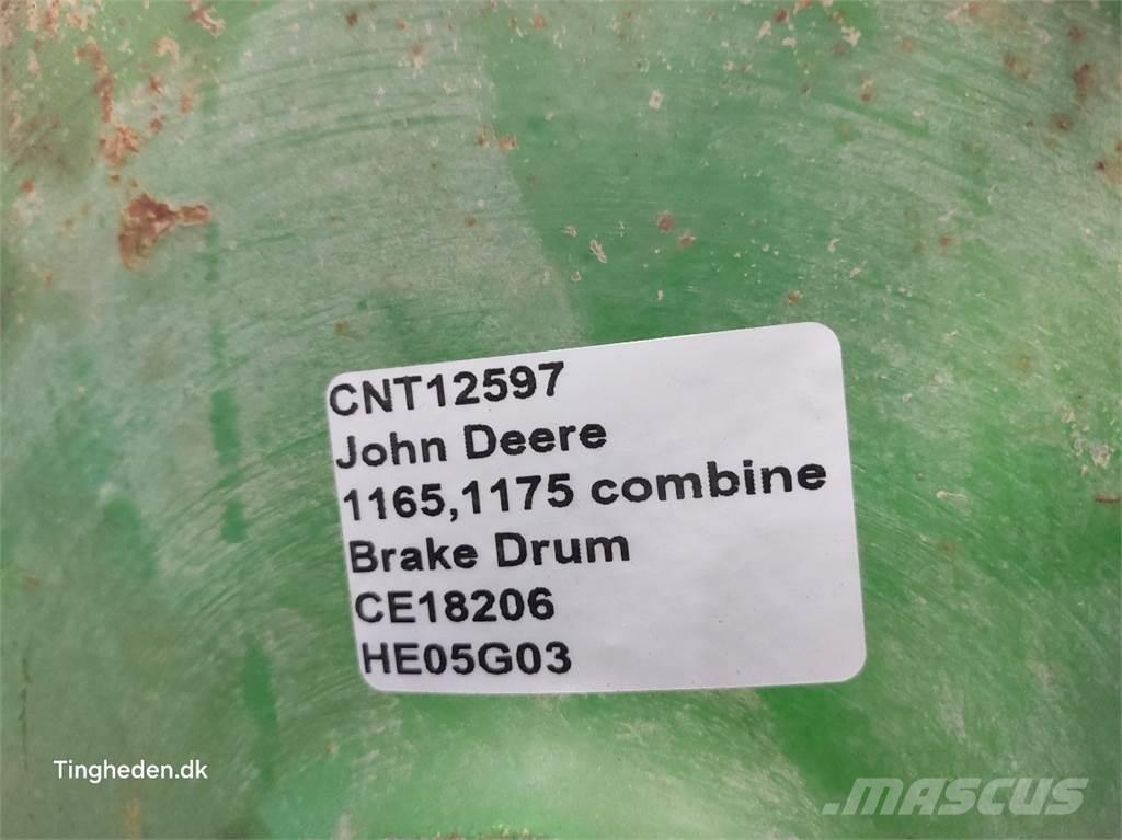 John Deere 1165 Предаване