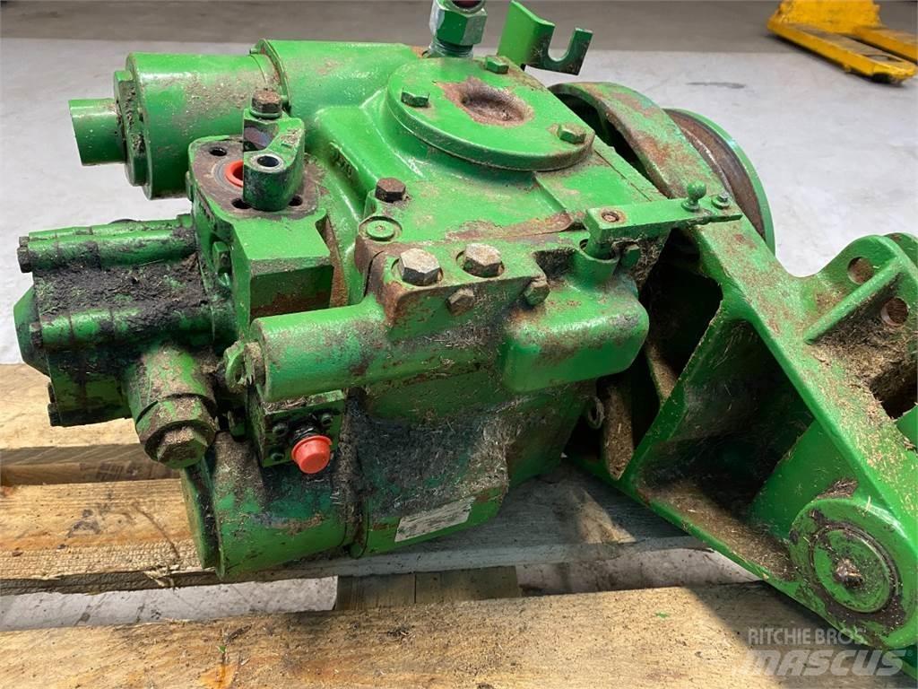 John Deere 1170 Хидравлични