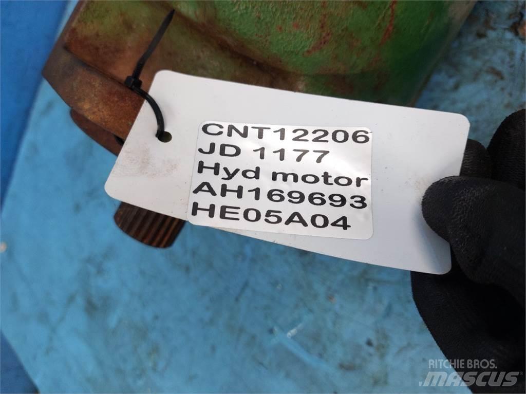 John Deere 1177 Хидравлични