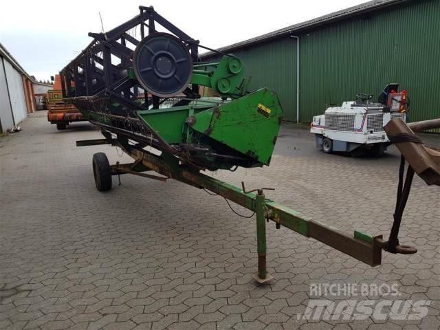 John Deere 16 Аксесоари  за комбайни