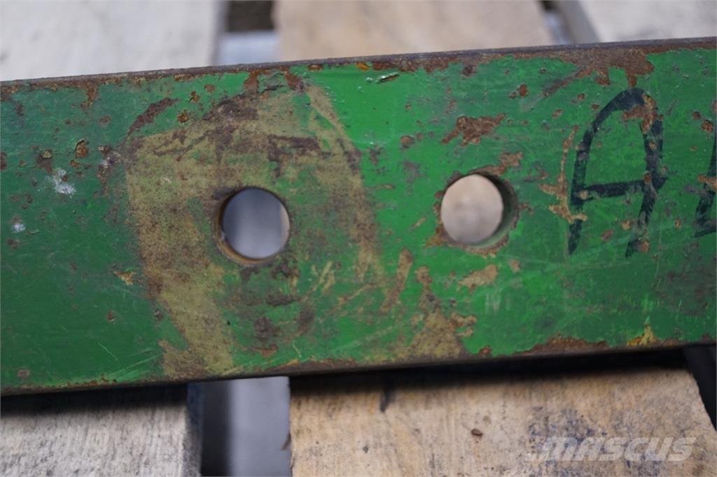 John Deere 2010 Други аксесоари за трактори