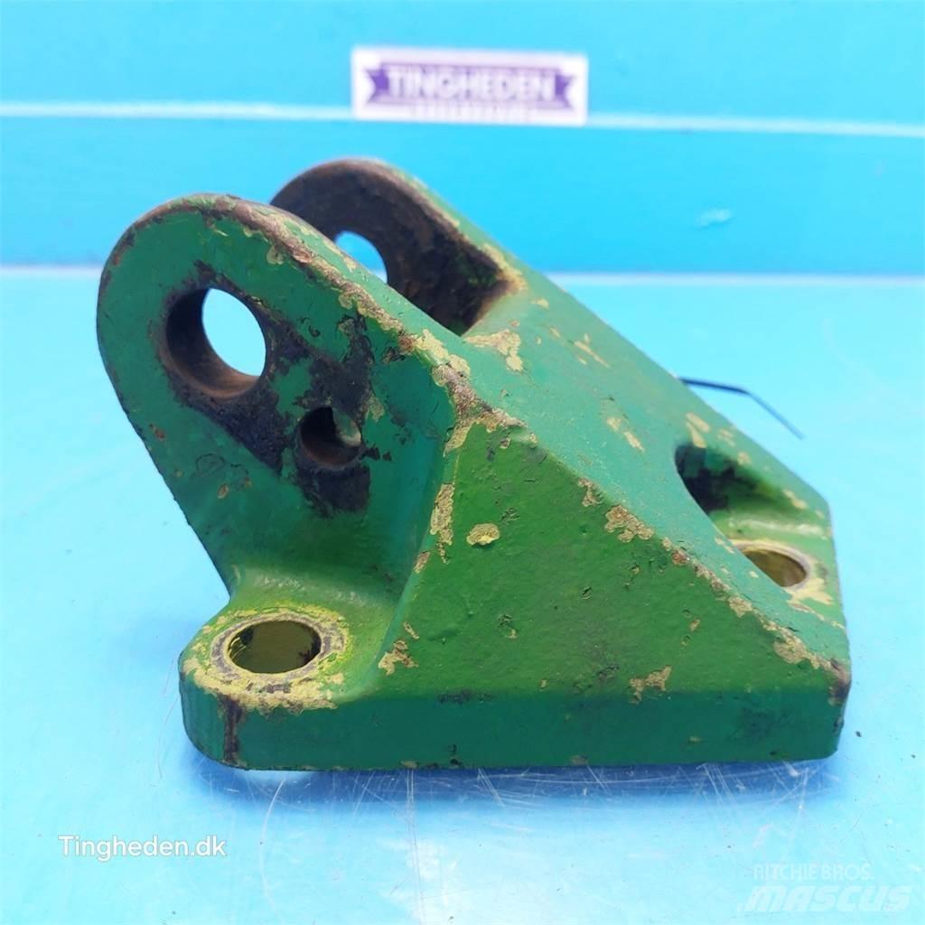 John Deere 2020 Други аксесоари за трактори