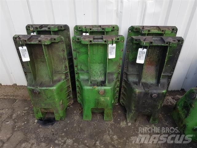 John Deere 2040 Двигатели