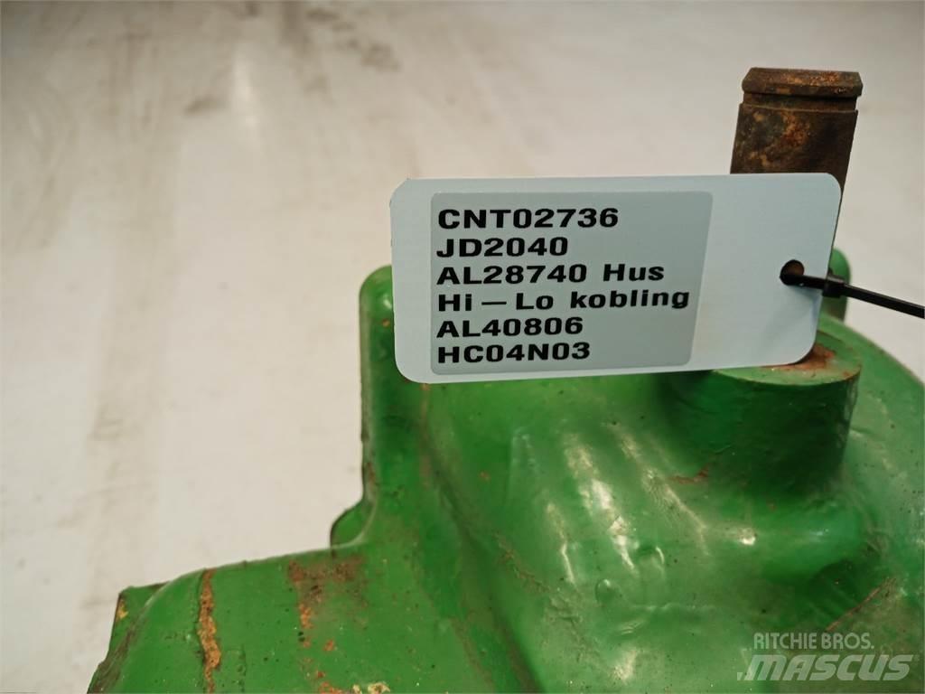 John Deere 2040 Предаване