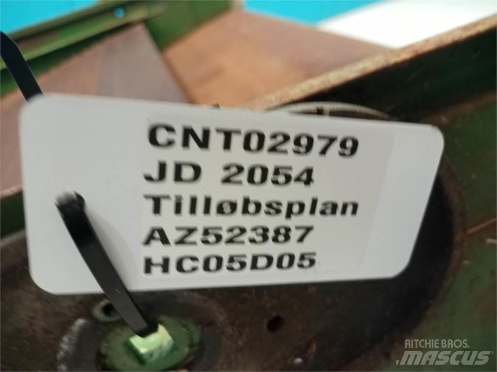 John Deere 2054 Разстилачки на пясък и сол