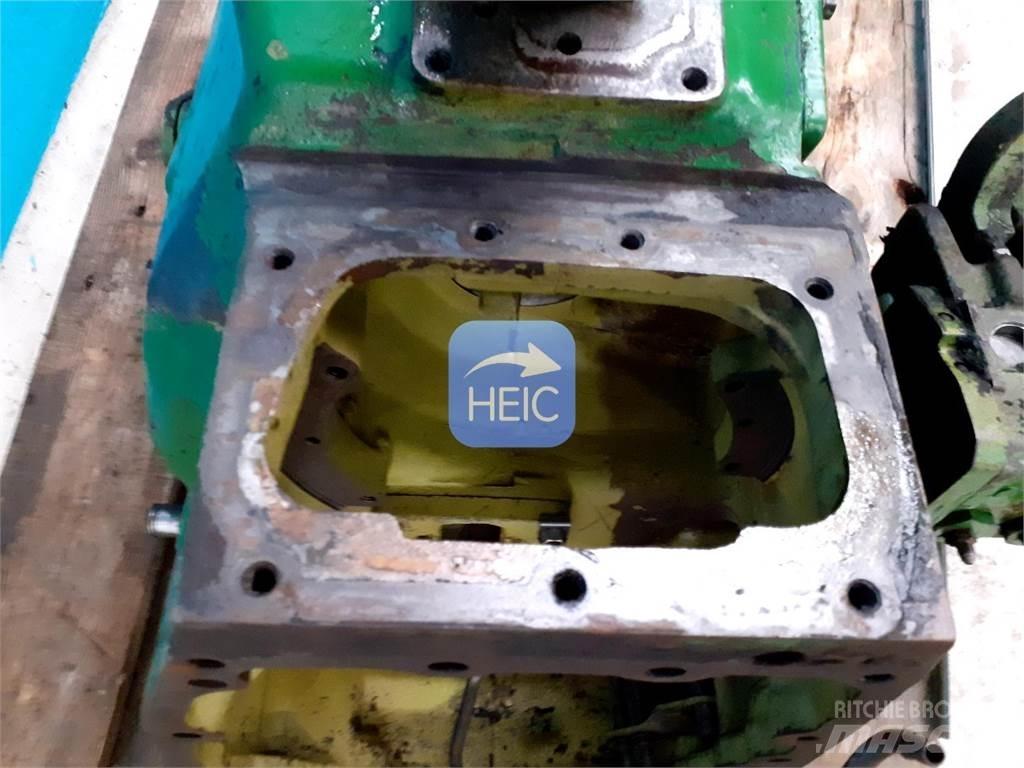 John Deere 2120 Предаване