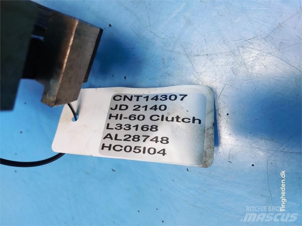 John Deere 2140 Предаване
