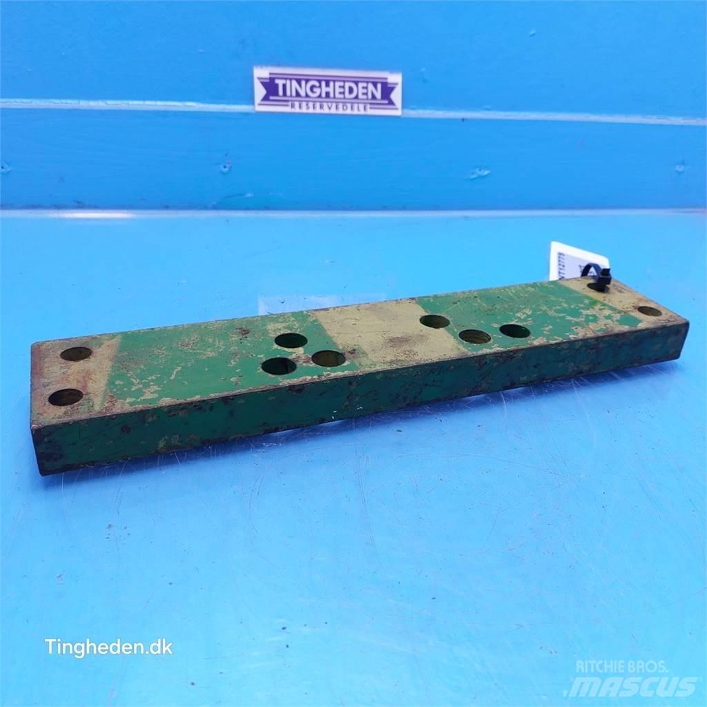 John Deere 2141 Други аксесоари за трактори