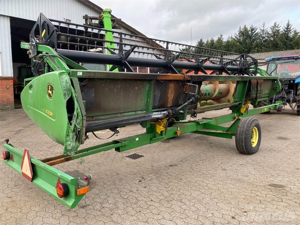 John Deere 25 Аксесоари  за комбайни
