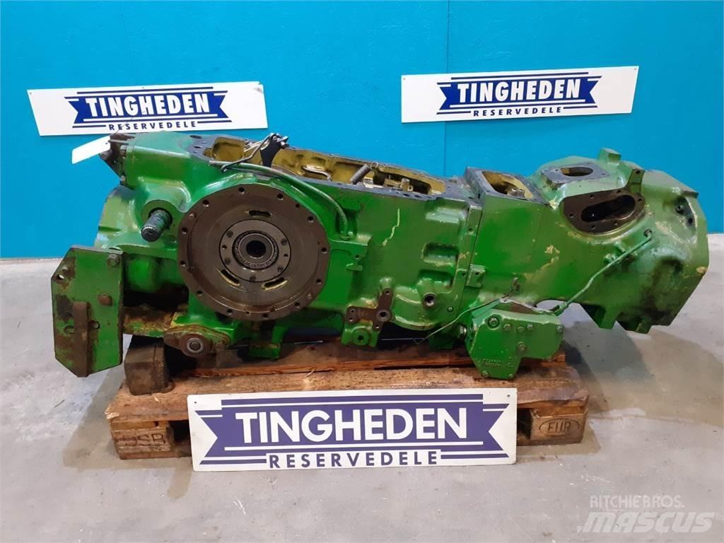 John Deere 2840 Предаване