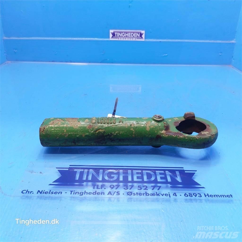 John Deere 2940 Други аксесоари за трактори