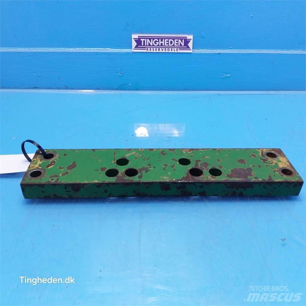 John Deere 2951 Други аксесоари за трактори
