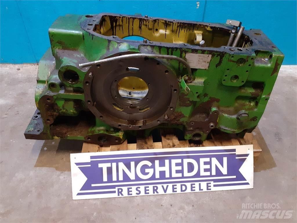 John Deere 3040 Предаване