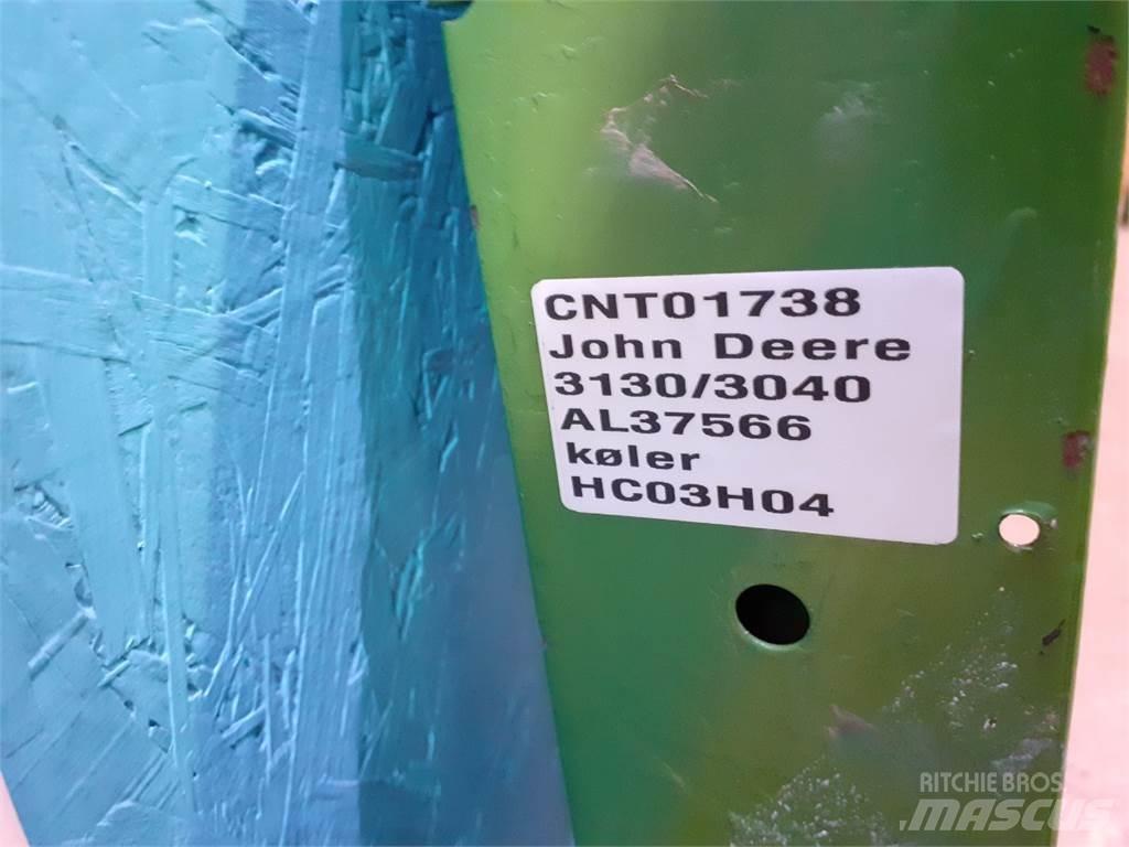 John Deere 3040 Радиатори