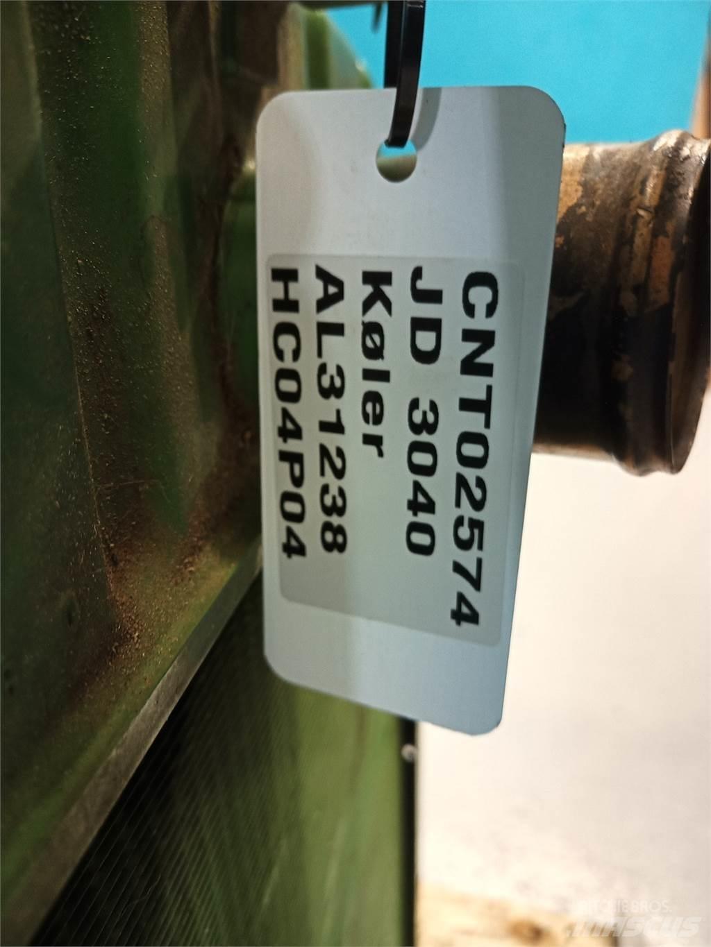 John Deere 3040 Радиатори