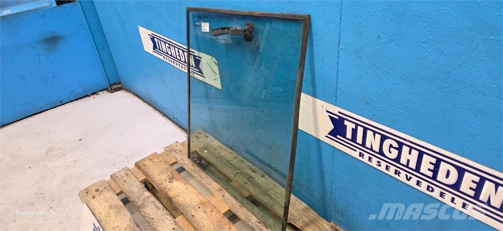 John Deere 3040 Кабина