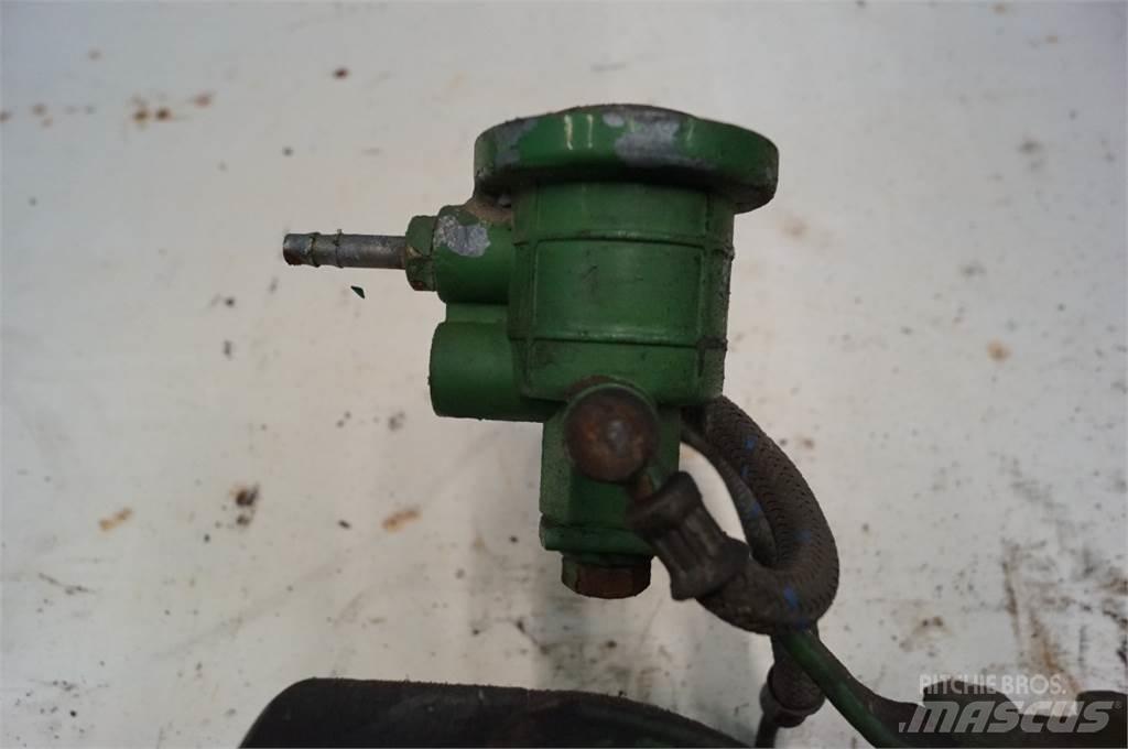John Deere 3140 Двигатели