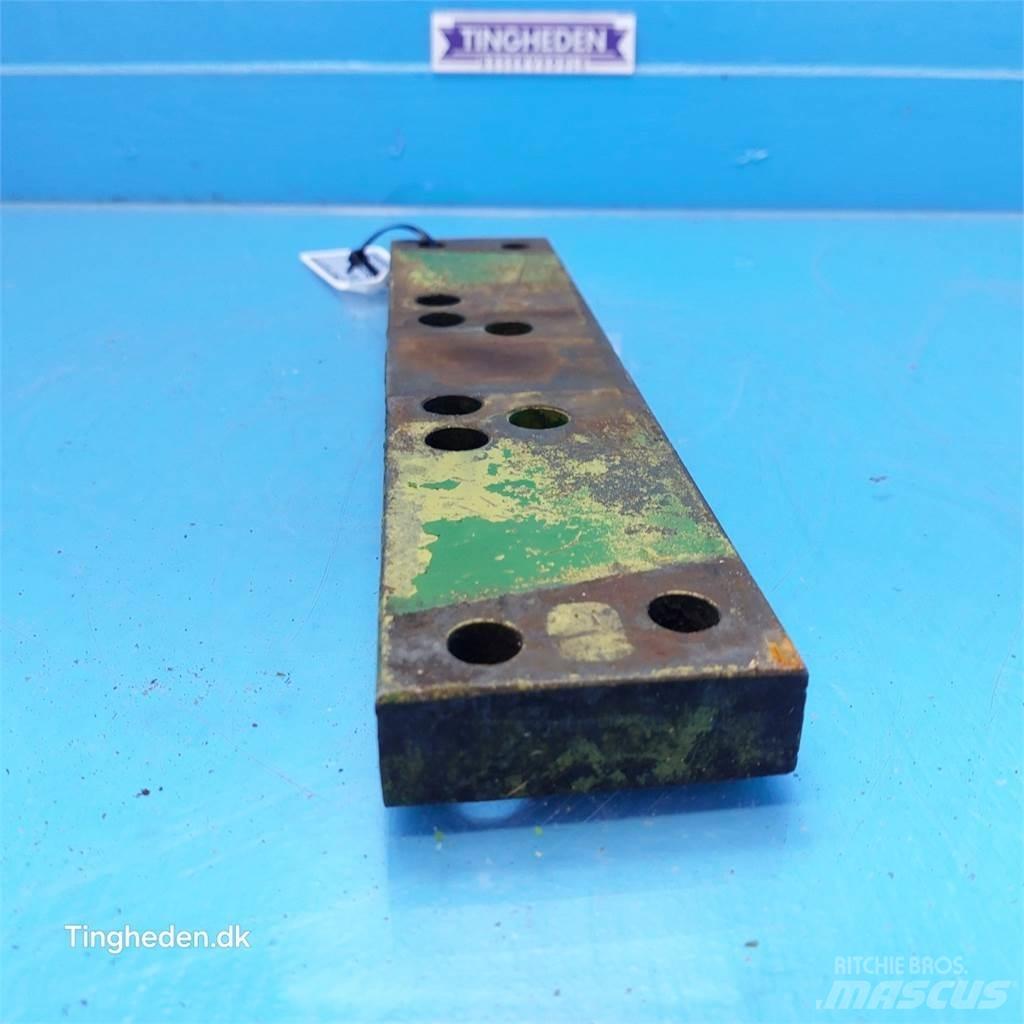 John Deere 3650 Други аксесоари за трактори