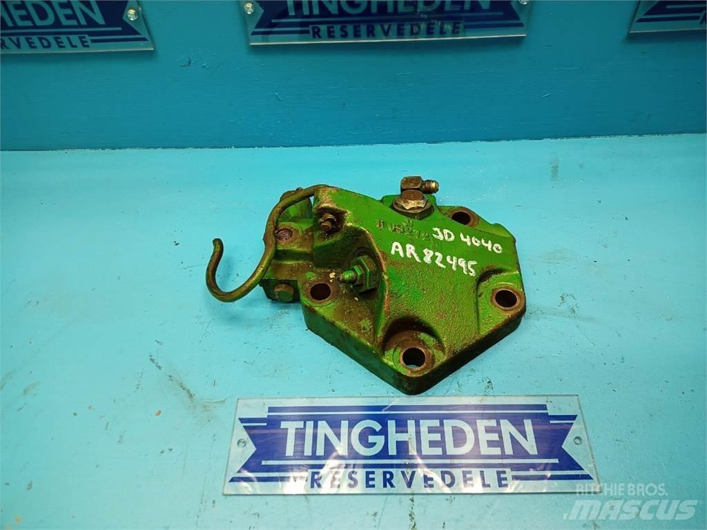 John Deere 4040 Хидравлични