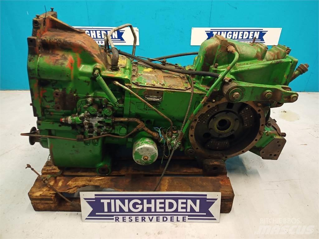 John Deere 4040 Предаване