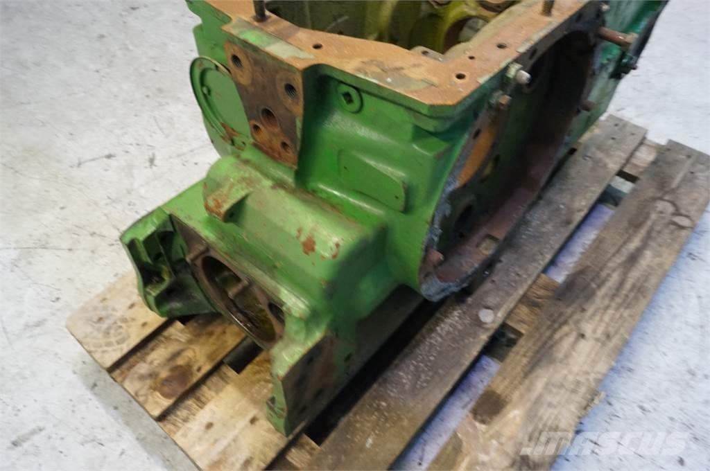 John Deere 4040 Предаване