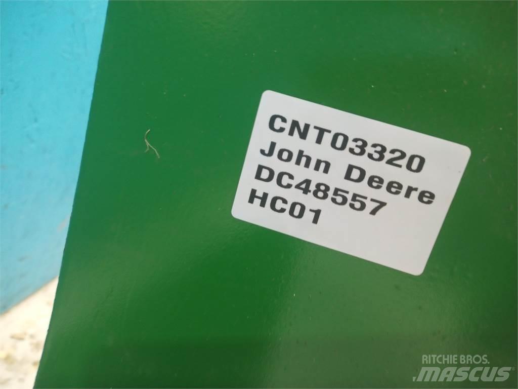 John Deere 590 Стяги за бали