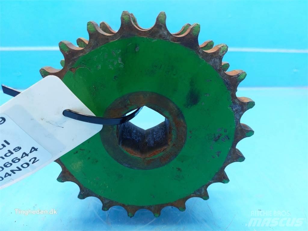 John Deere 590 Предаване