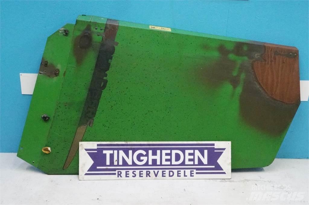 John Deere 592 Пресяващи кофи
