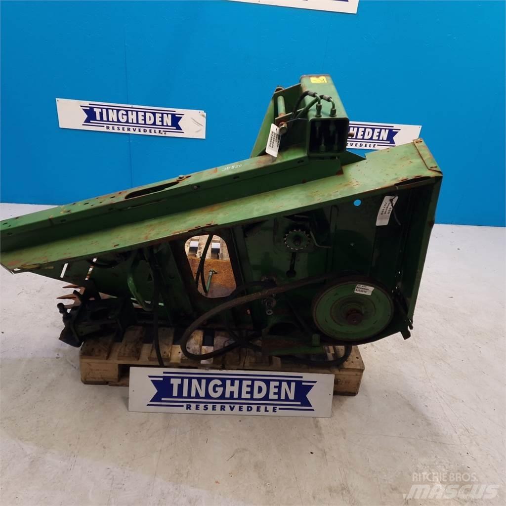John Deere 820 Аксесоари  за комбайни