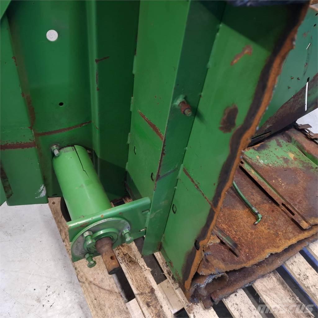 John Deere 820 Аксесоари  за комбайни