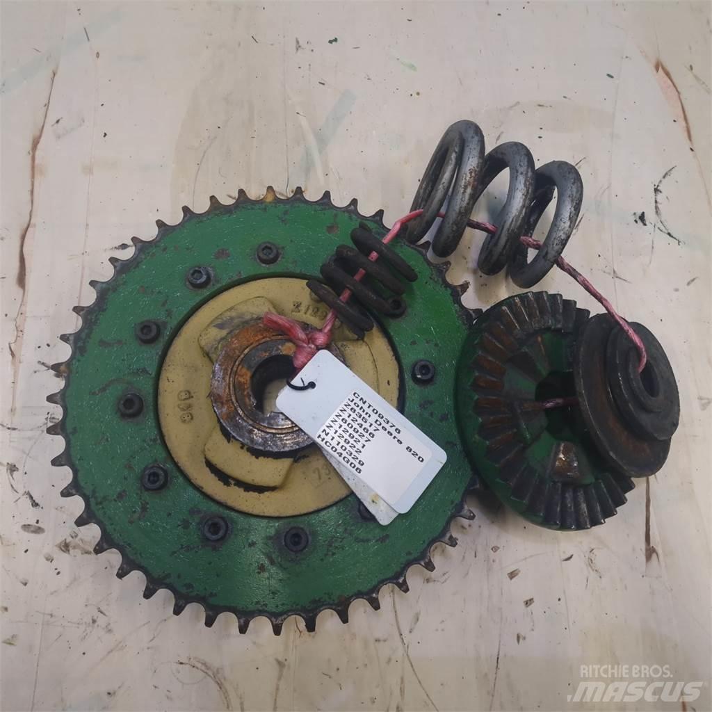 John Deere 820 Аксесоари  за комбайни