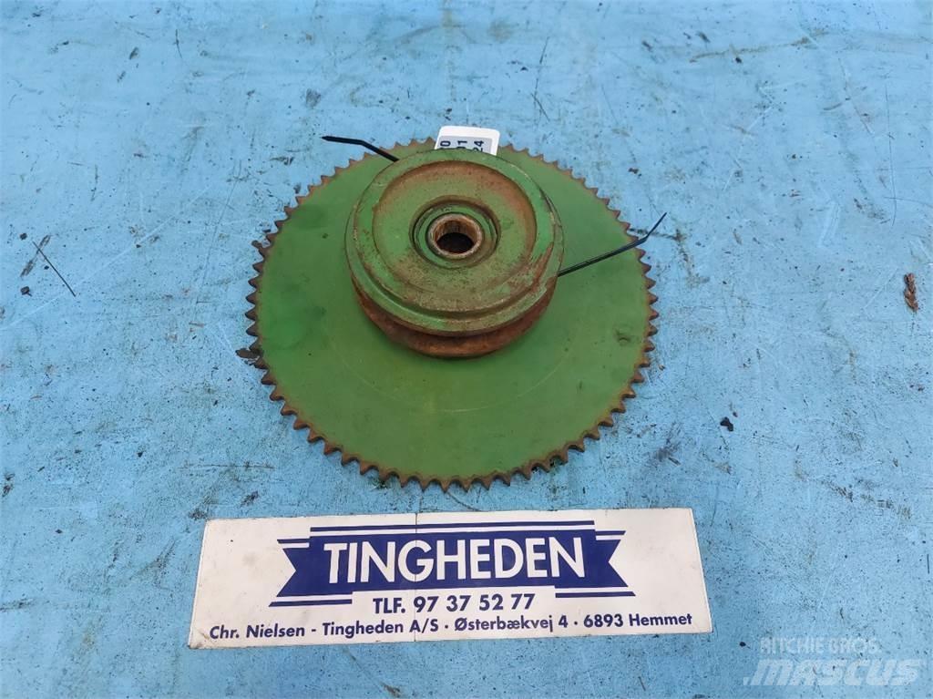 John Deere 820 Аксесоари  за комбайни