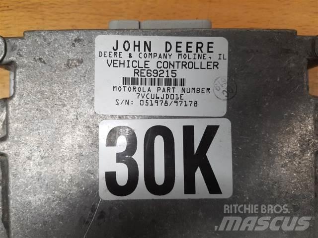 John Deere 8400 Електроники